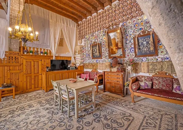 Beautiful Historic House Koskinou (Rhodes)